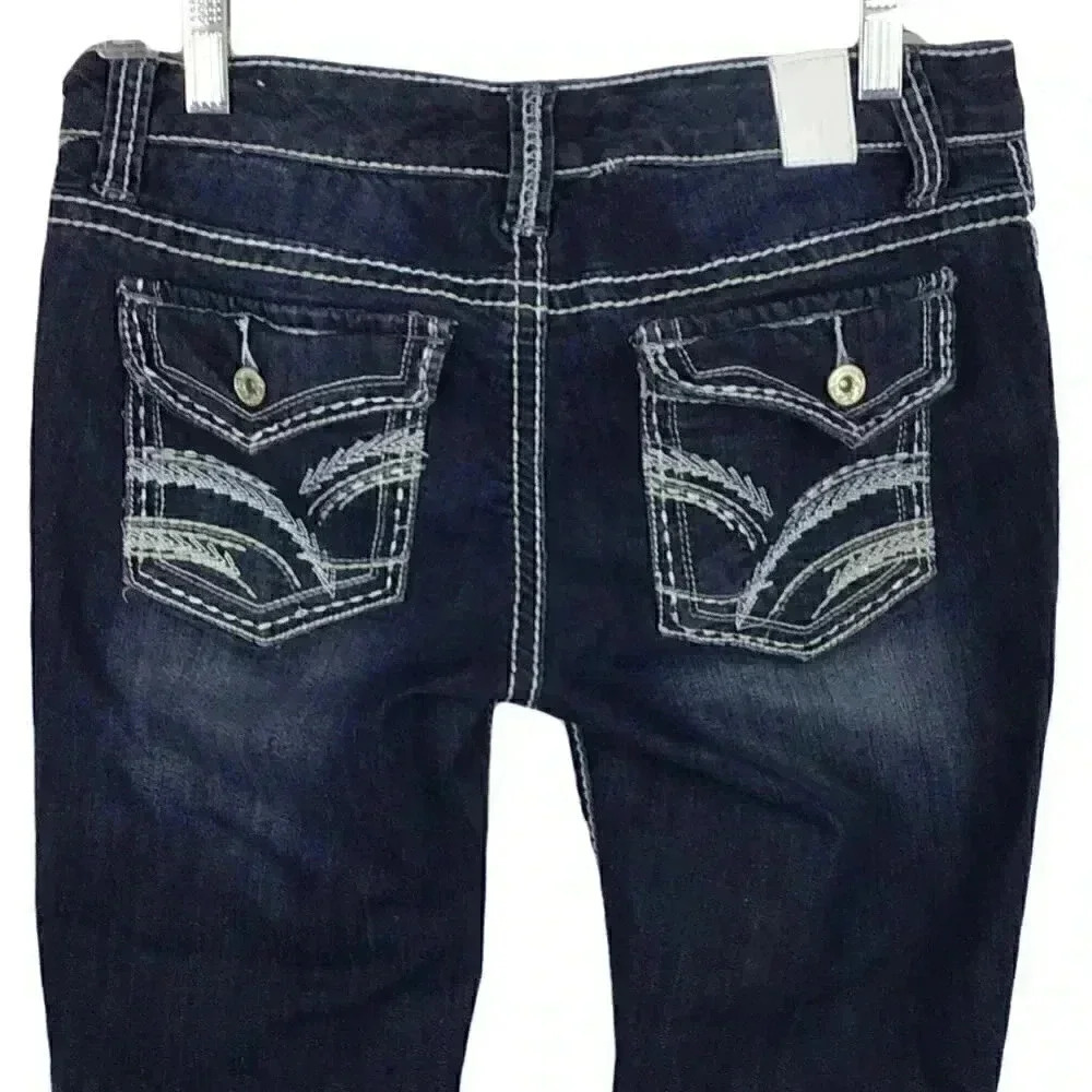 Maurices Straight Women 3/4 Juniors Thick Stitch Jeans Low Rise Embellished Blue